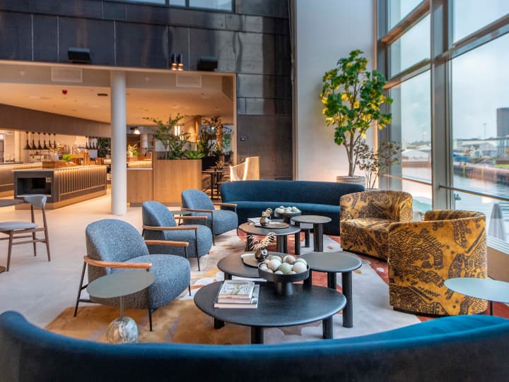 Panamera meeting room